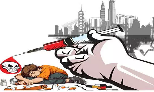 ജില്ല അതിർത്തിയിൽ തമ്പടിച്ച്​ ലഹരി മാഫിയ