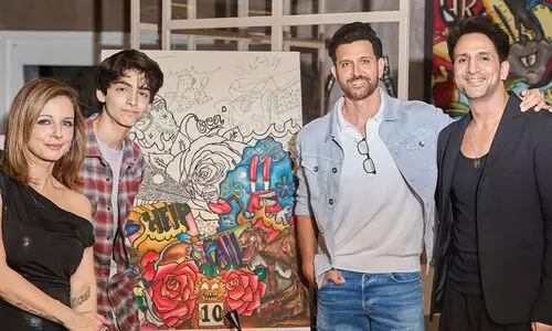 Hrithik Roshan shows up to support ex-wife Sussanne Khan