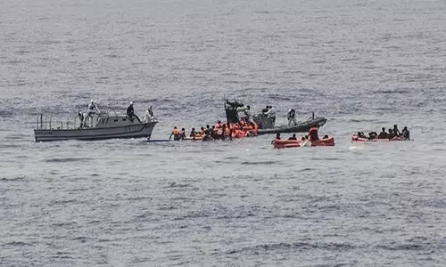 Immigrants boat sink off Immigrants boat sink off