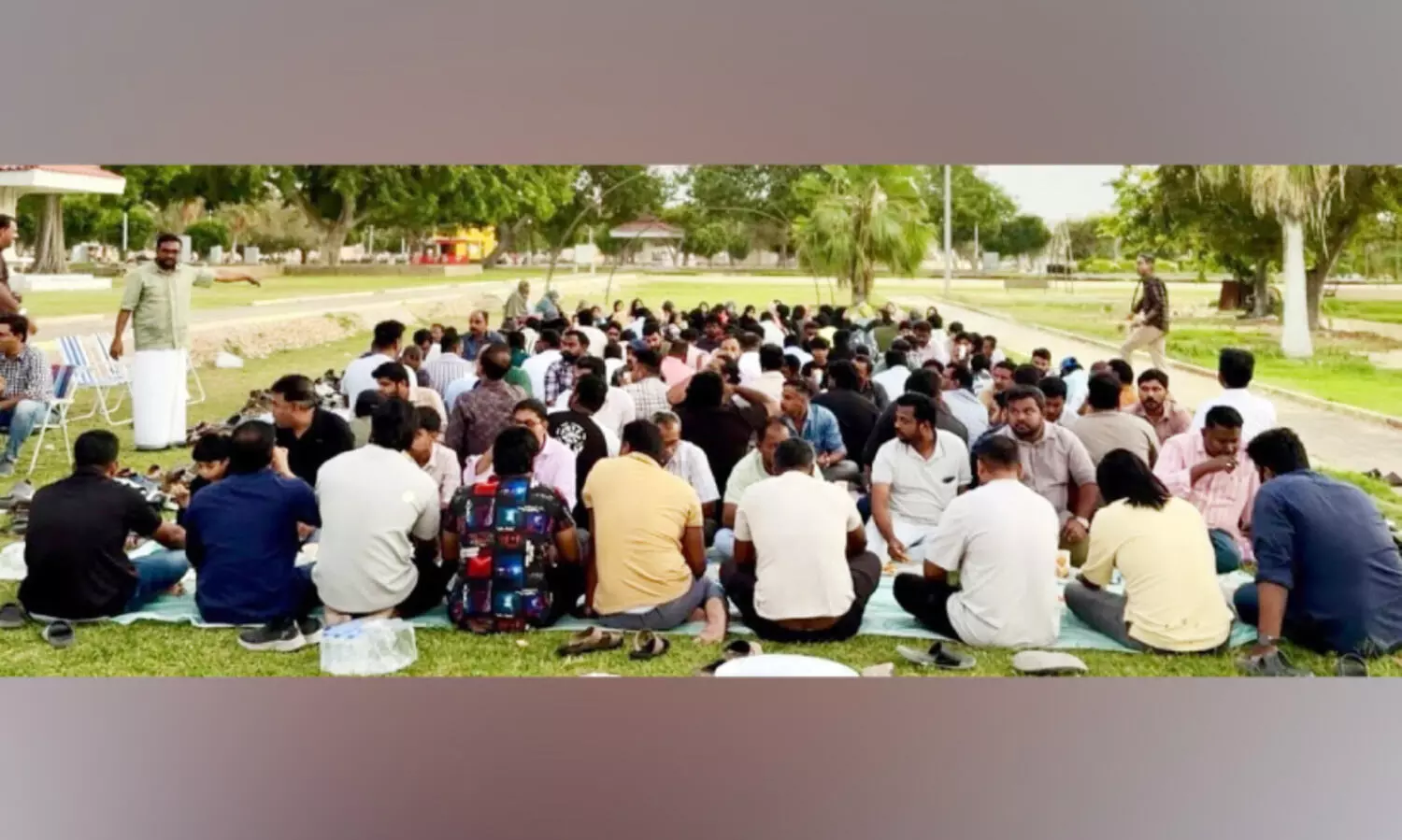 പൊ​ന്നാ​നി ഒ​ർ​ഗ​നൈ​സേ​ഷ​ൻ സ​ലാ​ല​യി​ൽ ഇ​ഫ്താ​ർ സം​ഘ​ടി​പ്പി​ച്ചു