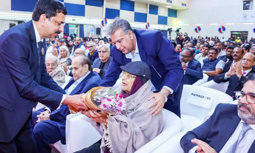 ബാബു കേവൽറാമിന്റെ സംഭാവനകളെ സ്മരിച്ച് ഇന്ത്യൻ സ്കൂൾ ബാബു കേവൽറാമിന്റെ സംഭാവനകളെ സ്മരിച്ച് ഇന്ത്യൻ സ്കൂൾ