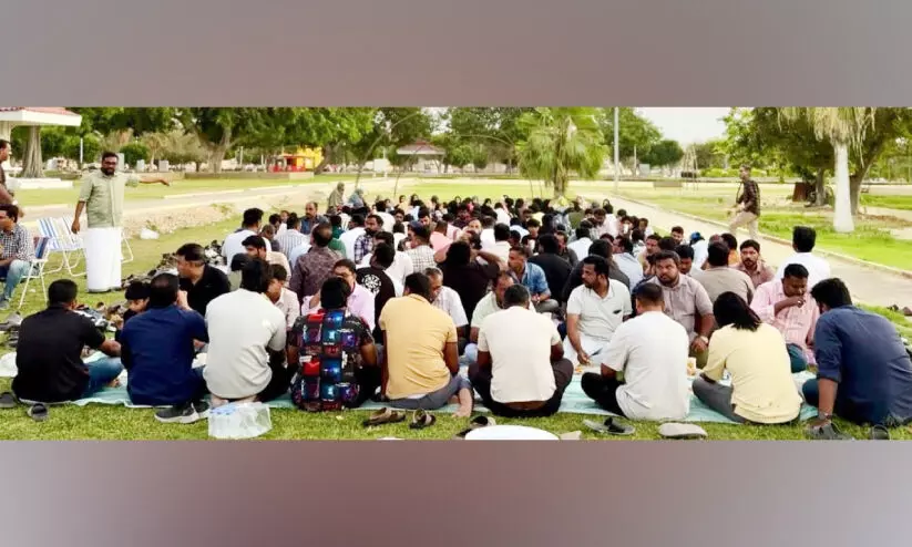 പൊന്നാനി ഒർഗനൈസേഷൻ സലാലയിൽ ഇഫ്താർ സംഘടിപ്പിച്ചു പൊന്നാനി ഒർഗനൈസേഷൻ സലാലയിൽ ഇഫ്താർ സംഘടിപ്പിച്ചു