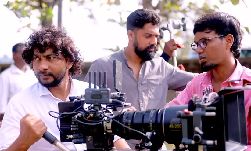 സസ്പെൻസും പ്രണയവും ഇടകലർന്ന കെ. എൻ. ബൈജു ചിത്രം ഓർമ്മയിൽ എന്നും