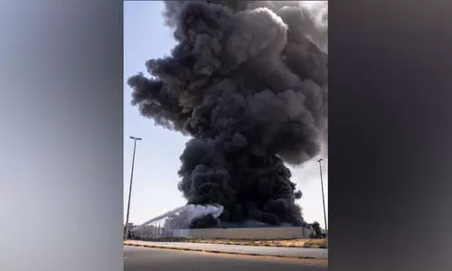 ഉ​മ്മു​ൽ​ഖു​വൈ​നി​ൽ ഫാ​ക്ട​റി​യി​ൽ തീ​പി​ടി​ത്തം; സം​ഭ​വ​ത്തി​ൽ ആ​ർ​ക്കും പ​രി​ക്കി​ല്ല