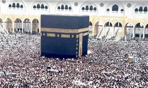 ഭക്തിസാന്ദ്രമായി റമദാനിലെ ആദ്യ ജുമുഅ