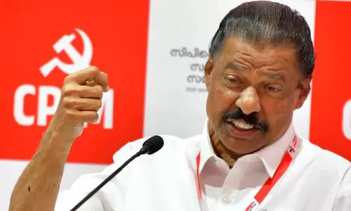 വിറ്റുതുലക്കില്ല; സ്വകാര്യ നിക്ഷേപം പൊതുമേഖലയുടെ സംരക്ഷണത്തിന്; വിവാദത്തിനു പിന്നാലെ വിശദീകരണവുമായി സി.പി.എം വിറ്റുതുലക്കില്ല; സ്വകാര്യ നിക്ഷേപം പൊതുമേഖലയുടെ സംരക്ഷണത്തിന്; വിവാദത്തിനു പിന്നാലെ വിശദീകരണവുമായി സി.പി.എം