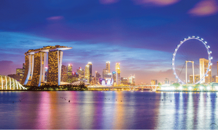 ഇൻഡോർ മഴക്കാടുള്ള എയർപോർട്ട്, മനോഹര ആകാശക്കാഴ്ചകൾ... ദാരിദ്ര്യത്തിൽനിന്ന് സമ്പന്നതയിലേക്ക് നടന്നുകയറിയ സിംഗപ്പൂരിലേക്കൊരു യാത്ര