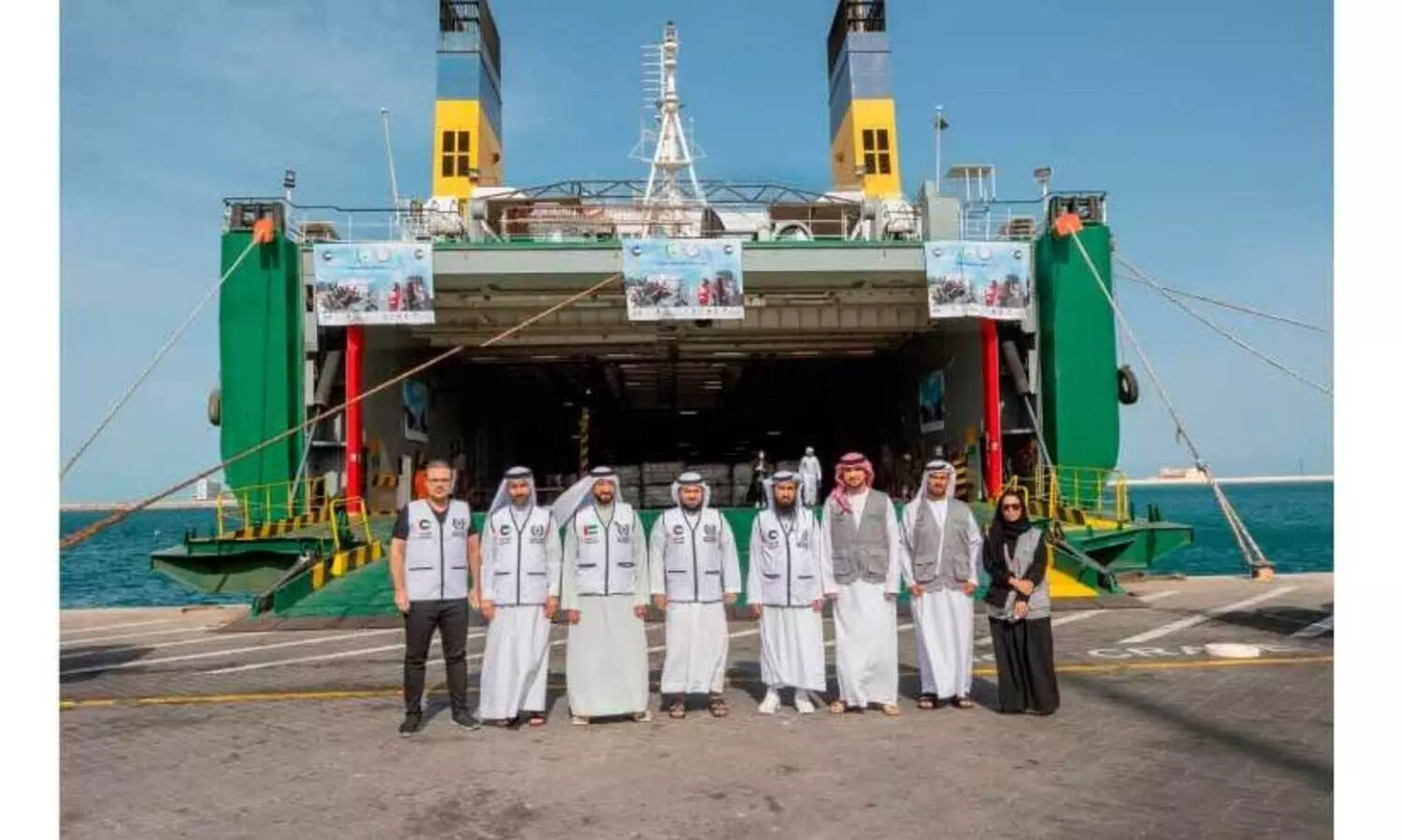 ഗ​സ്സ​യി​ലേ​ക്ക്​ 410 ട​ൺ സ​ഹാ​യ​വ​സ്തു​ക്ക​ൾ അ​യ​ച്ച്​ അ​ജ്​​മാ​ൻ