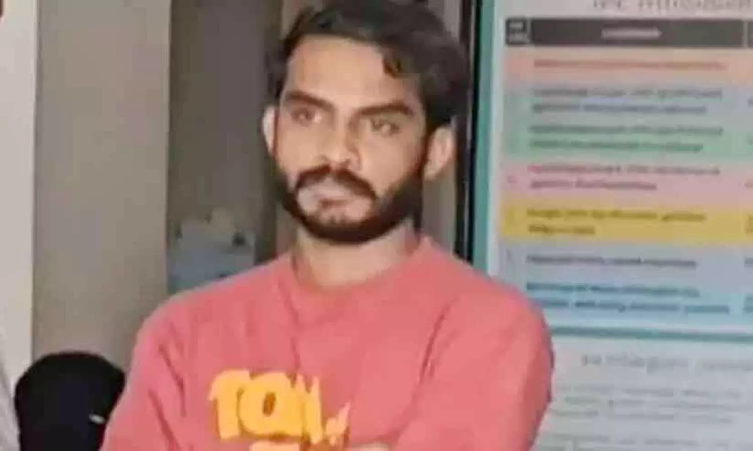 കണ്ടെടുത്തത് മൂന്ന് പായ്ക്കറ്റുകൾ, രണ്ടെണ്ണത്തിൽ ക്രിസ്റ്റൽ തരികൾ; ഷാനിദിന്റെ വയറ്റിൽ കഞ്ചാവും