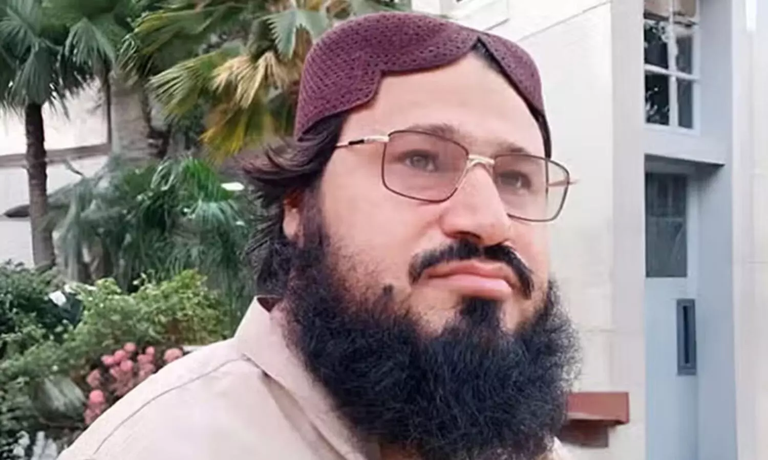 പ്രമുഖ പാക് പണ്ഡിതൻ മുഫ്തി ഷാ മിർ വെടിയേറ്റു മരിച്ചു