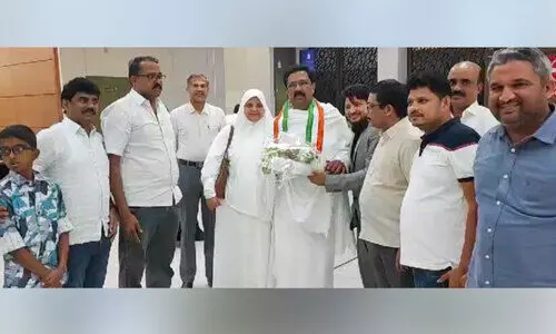 ഡോ. ​സ​യ്യി​ദ് ന​സീ​ർ ഹു​സൈ​ൻ എം.​പി​ക്ക് ഐ.​ഒ.​സിയുടെ സ്വീ​ക​ര​ണം