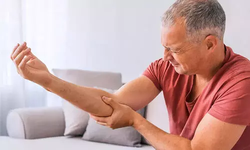 കൈമുട്ടിലെ വേദന ടെന്നിസ് എല്‍ബോ ആകാം