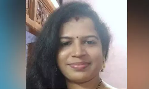 വാ​ഹ​നാ​പ​ക​ട​ത്തി​ൽ അ​ധ്യാ​പി​ക മ​രി​ച്ചു