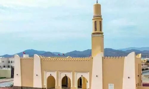 ഷാ​ർ​ജ​യി​ൽ ര​ണ്ട്​ പ​ള്ളി​ക​ൾ കൂ​ടി തു​റ​ന്നു