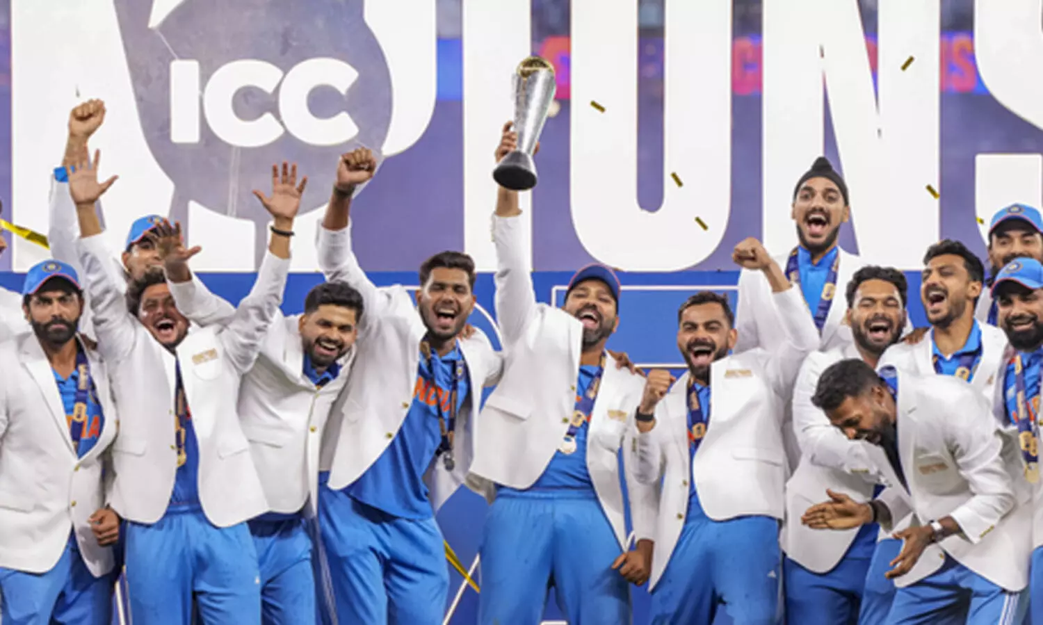 കോഹ്ലിയോ ശ്രേയസ്സോ അല്ല! ചാമ്പ്യൻസ് ട്രോഫിയിലെ മികച്ച താരത്തെ തെരഞ്ഞെടുത്ത് അശ്വിൻ