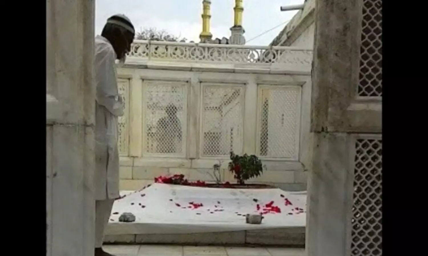 ഔറംഗസീബിന്റെ ശവകുടീരം നീക്കണം -ശിവജിയുടെ പിൻമുറക്കാരനായ ബി.ജെ.പി എം.പി