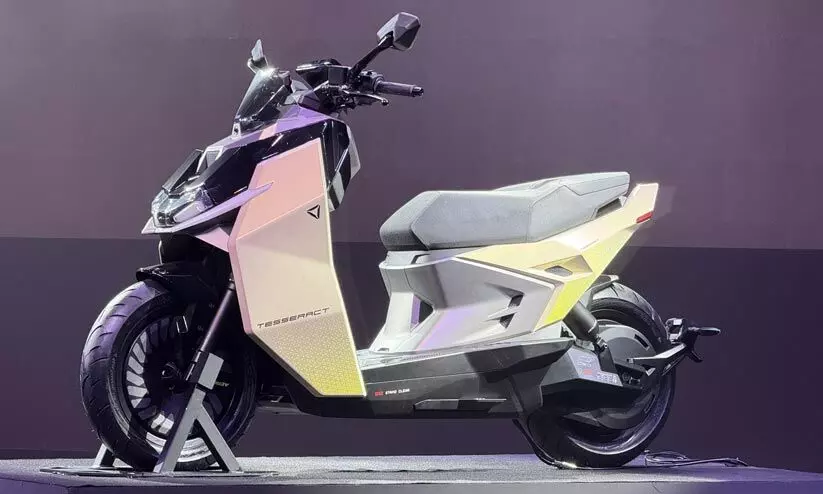 ദുൽഖറിന്റെ കമ്പനി പുറത്തിറക്കിയ ഇലക്ട്രിക് സ്കൂട്ടർ ബുക്ക് ചെയ്യാൻ ഇടിയോട് ഇടി; ഡിമാൻഡ് കണ്ട് ഞെട്ടിയ കമ്പനി വമ്പൻ ഓഫറും പ്രഖ്യാപിച്ചു