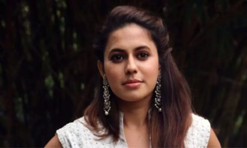 ‘ശാരീരികമായി ഉപദ്രവിച്ചില്ല, വാക്കാൽ അധിക്ഷേപിച്ചു’; ഡി.ആർ.ഐ കസ്റ്റഡിയിൽ മോശം അനുഭവമെന്ന് നടി രന്യ റാവു ‘ശാരീരികമായി ഉപദ്രവിച്ചില്ല, വാക്കാൽ അധിക്ഷേപിച്ചു’; ഡി.ആർ.ഐ കസ്റ്റഡിയിൽ മോശം അനുഭവമെന്ന് നടി രന്യ റാവു