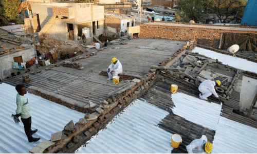 ചൂടിനെ പ്രതിരോധിക്കാനൊരുങ്ങി ഇന്ത്യൻ ചേരികൾ