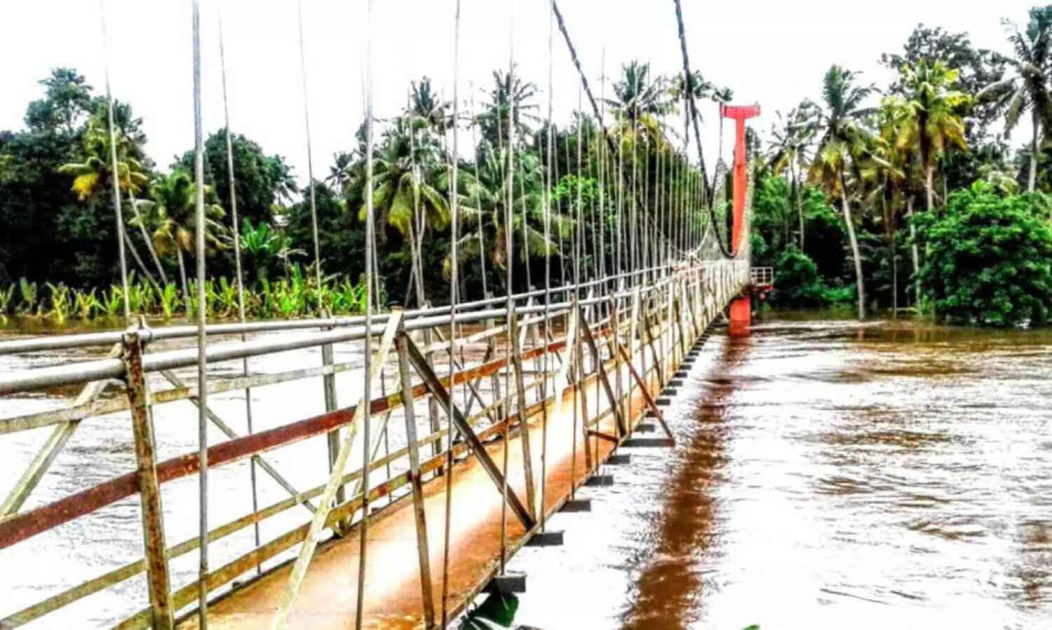 നാടിനാശ്വാസം; കു​ണ്ടൂ​ർ ക​ട​വി​ൽ നി​ർ​മാ​ണാ​നു​മ​തി ല​ഭി​ച്ച പാ​ലം പാ​യ്​തു​രു​ത്തി​ലേ​ക്ക്
