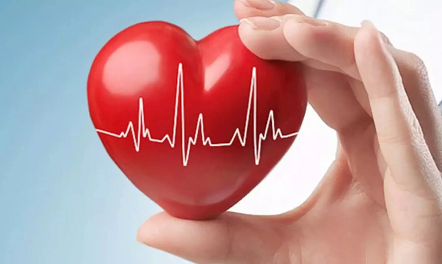 ജി​ല്ല ആ​ശു​പ​ത്രി​യി​ൽ ചി​കി​ത്സ​ക്ക് ഹൃ​ദ​യം കാ​ത്തി​രി​ക്ക​ണം