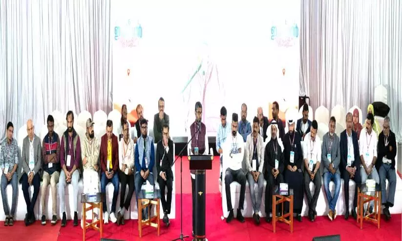 അധർമങ്ങൾക്കെതിരെയുള്ള പരിചയാണ് നോമ്പ് - സലീം മമ്പാട് അധർമങ്ങൾക്കെതിരെയുള്ള പരിചയാണ് നോമ്പ് - സലീം മമ്പാട്