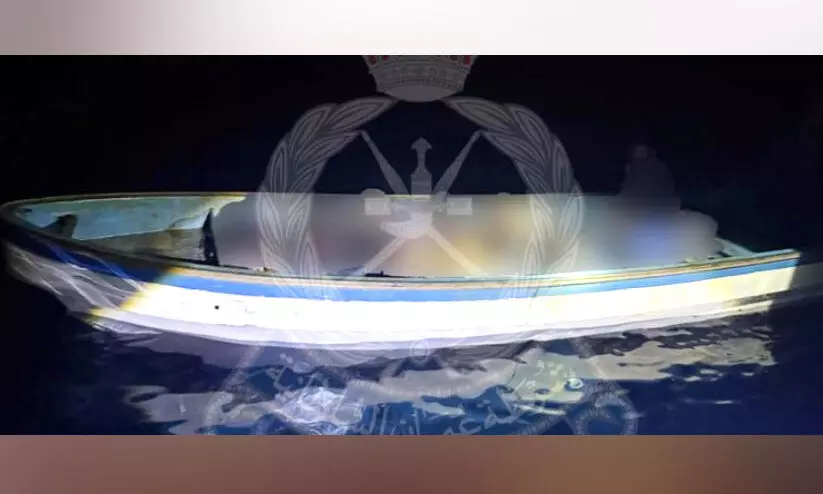 നുഴഞ്ഞ് കയറ്റം: 25 ഏഷ്യൻ പൗരന്മാർ പിടിയിൽ നുഴഞ്ഞ് കയറ്റം: 25 ഏഷ്യൻ പൗരന്മാർ പിടിയിൽ