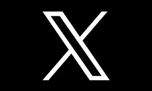 എ​ക്സ്​ പ്ലാ​റ്റ്​​ഫോം പ്ര​വ​ർ​ത്ത​നം അൽപനേരം ത​ട​സ്സ​പ്പെ​ട്ടു