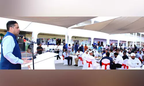 ഗ്രാ​ൻ​ഡ് ഇ​ഫ്താ​ർ സം​ഗ​മ​മൊ​രു​ക്കി ഷാ​ർ​ജ ഇ​ന്ത്യ​ൻ അ​സോ​സി​യേ​ഷ​ൻ