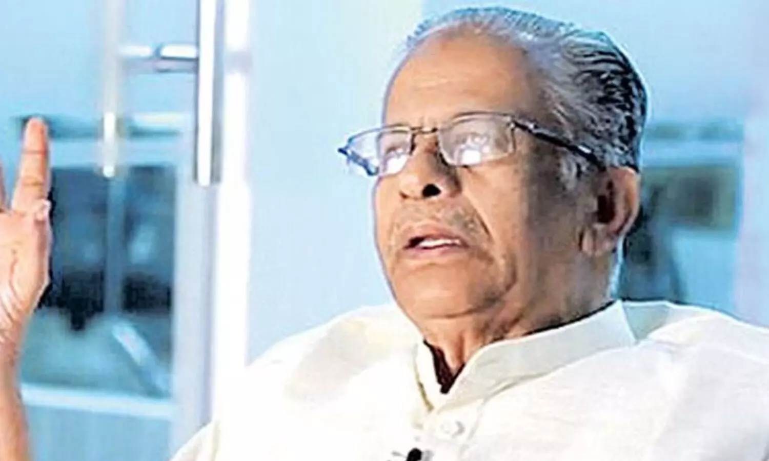 രാജ്യത്തിന്റെ പരമ്പരാഗത വികസനത്തിന് പ്രാധാന്യം നൽകാതെ വിദേശ നിക്ഷേപത്തിന് അനുമതി നൽകുന്നത് ആശാവഹമല്ലെന്ന് ഇ.ടി മുഹമ്മദ് ബഷീർ എം.പി