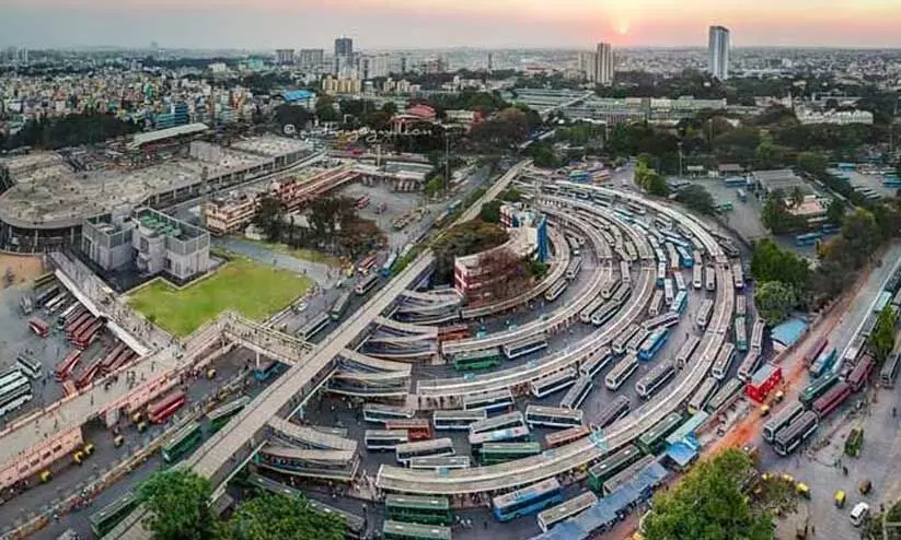 മെ​ജ​സ്റ്റി​ക് ബ​സ് സ്റ്റേ​ഷ​ൻ ന​വീ​ക​രി​ക്കു​ന്നു