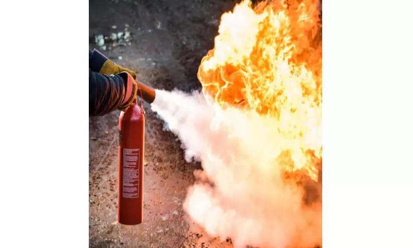 സ്പോ​ർ​ട്സ് ക്ല​ബി​ൽ തീ​പി​ടി​ത്തം