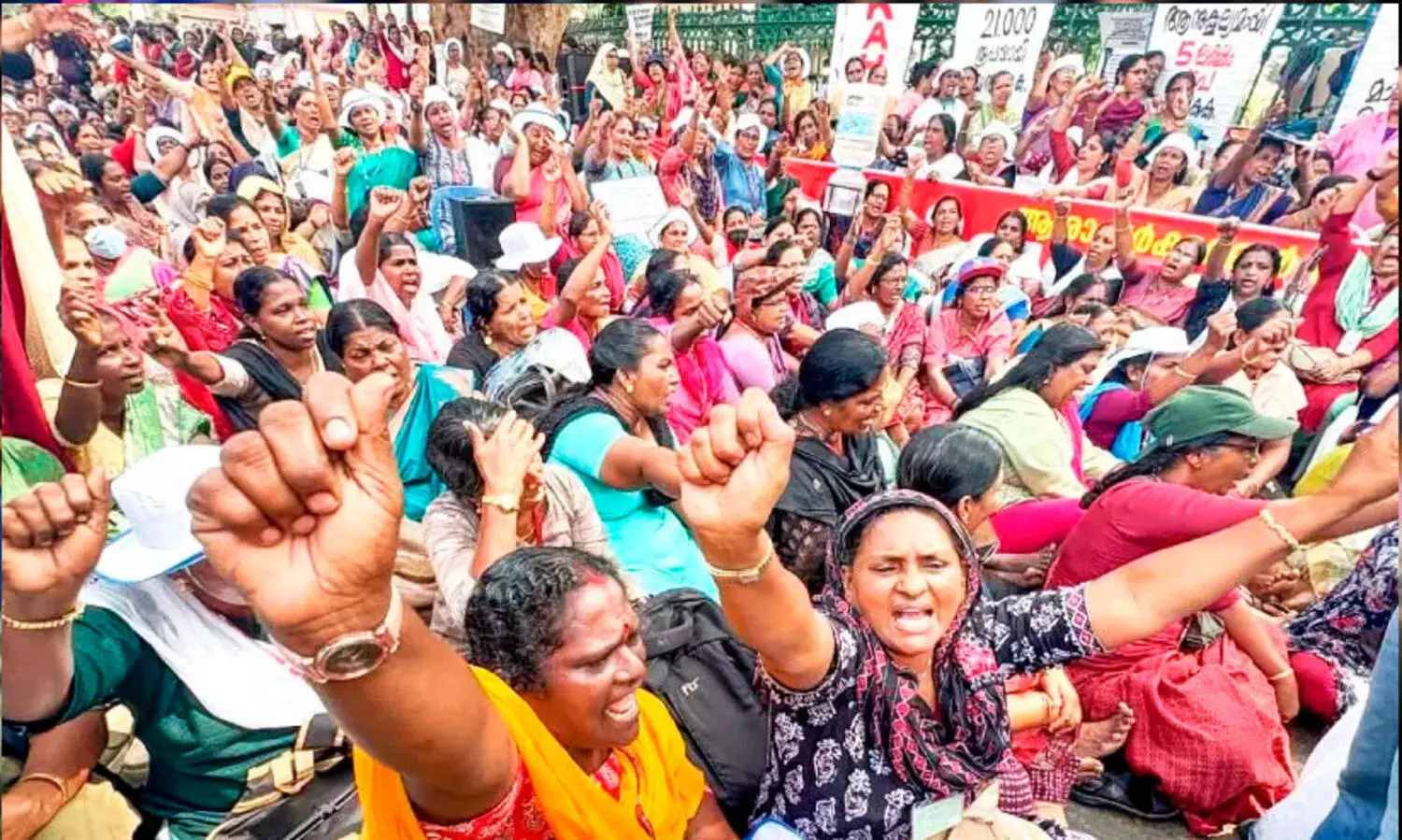 Asha workers Protest