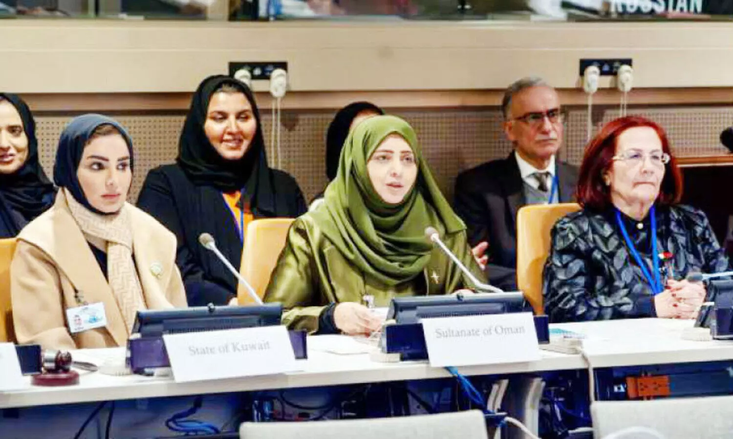 സ്ത്രീ​ക​ളു​ടെ ന​വീ​ക​ര​ണ​ത്തി​ന് ഒ​മാ​ൻ പ്ര​തി​ജ്ഞാ​ബ​ദ്ധം -​മ​ന്ത്രി