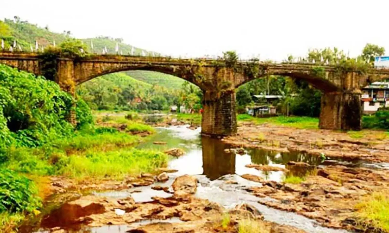 വണ്ടിപ്പെരിയാർ പാലം പൈതൃക നിർമിതി, അമ്മച്ചിക്കൊട്ടാരം സംരക്ഷിത സ്മാരകം