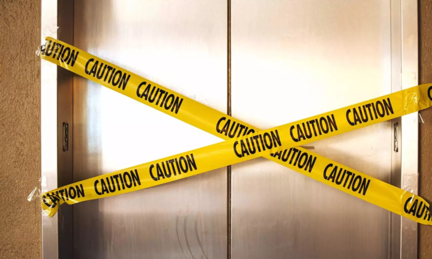 ലിഫ്റ്റ് ഗേറ്റിൽ കുടുങ്ങി നാലുവയസുകാരന് ദാരുണാന്ത്യം