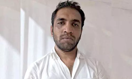 വിവാഹ വാഗ്‌ദാനം നൽകി പണംതട്ടിയ ശേഷം കാൻസറാണെന്ന് പറഞ്ഞ് പിന്മാറാൻ ശ്രമിച്ചു​; വ്യാജ ഐ.പി.എസുകാരൻ പിടിയിൽ