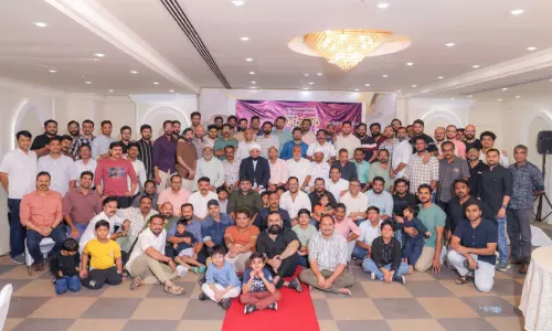 ഞമനേക്കാട് മഹല്ല് പ്രവാസി കൂട്ടായ്മ ഇഫ്താർ സംഗമം ഞമനേക്കാട് മഹല്ല് പ്രവാസി കൂട്ടായ്മ ഇഫ്താർ സംഗമം