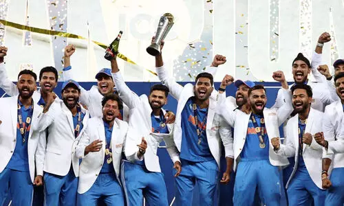 കോഹ്ലിയോ രോഹിത്തോ അല്ല! ഇന്ത്യയുടെ ചാമ്പ്യൻസ് ട്രോഫി ഹീറോകളെ വെളിപ്പെടുത്തി മുൻ ഓസീസ് നായകൻ