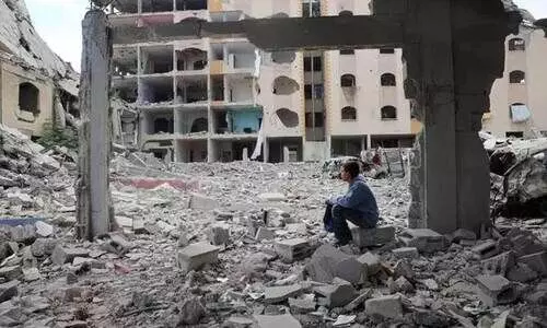 ഉ​പ​രോ​ധം ര​ണ്ടാ​ഴ്ച​യാ​കു​ന്നു; ഗ​സ്സ​യെ പ​ട്ടി​ണി​ക്കി​ട്ട് കൊ​ല്ലാ​ൻ ഇ​സ്രാ​യേ​ൽ, ഫ​ല​സ്തീ​നി​ക​ളെ ആ​ഫ്രി​ക്ക​യി​ലേ​ക്ക് മാ​റ്റി​പ്പാ​ർ​പ്പി​ക്കാ​ൻ ഗൂ​ഢാ​ലോ​ച​ന