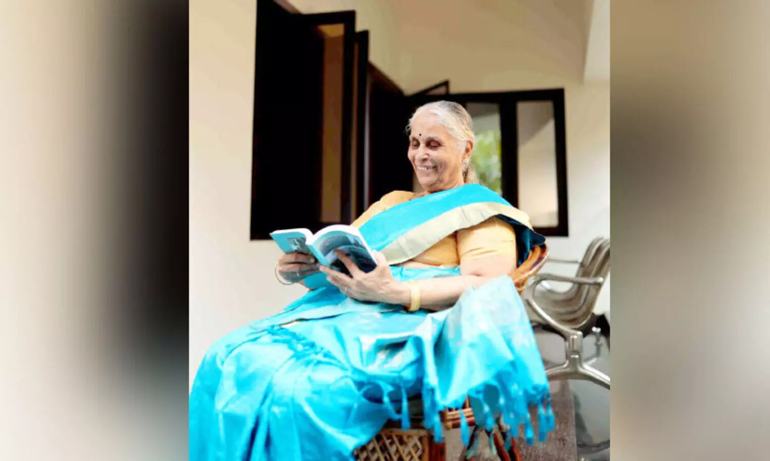 86ന്റെ ​നി​റ​വി​ലും തി​രു​ക്കു​റ​ളി​ന് മൊ​ഴി​മാ​റ്റ​വുമാ​യി രാ​ധ അ​ച്യു​ത​ൻ