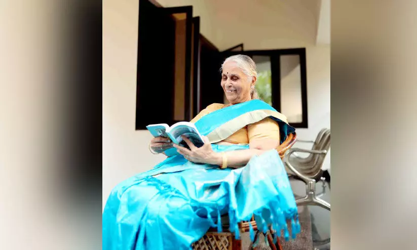 86ന്റെ ​നി​റ​വി​ലും തി​രു​ക്കു​റ​ളി​ന് മൊ​ഴി​മാ​റ്റ​വുമാ​യി രാ​ധ അ​ച്യു​ത​ൻ