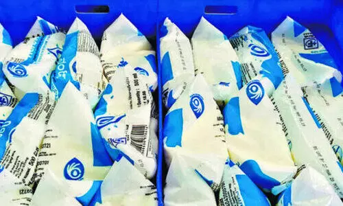 പാ​ല്‍ വി​ല​വ​ർ​ധ​ന വി​വാ​ദം തി​ള​ക്കു​ന്നു; പ്ര​തി​ഷേ​ധ​വു​മാ​യി ഹോ​ട്ട​ലു​ട​മ​ക​ള്‍