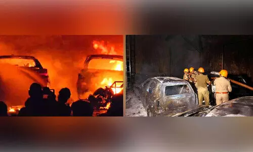 തിരൂർക്കാട് ഓട്ടോ കെയർ സ്ഥാപനത്തിൽ തീപിടിത്തം; ഏഴ് കാറുകൾ കത്തിനശിച്ചു