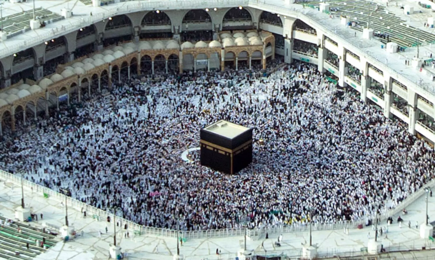 മ​ക്ക ഹ​റം സു​ര​ക്ഷ; 200ല​ധി​കം സ്മാ​ർ​ട്ട് വാ​ൾ സ്ക്രീ​നു​ക​ൾ