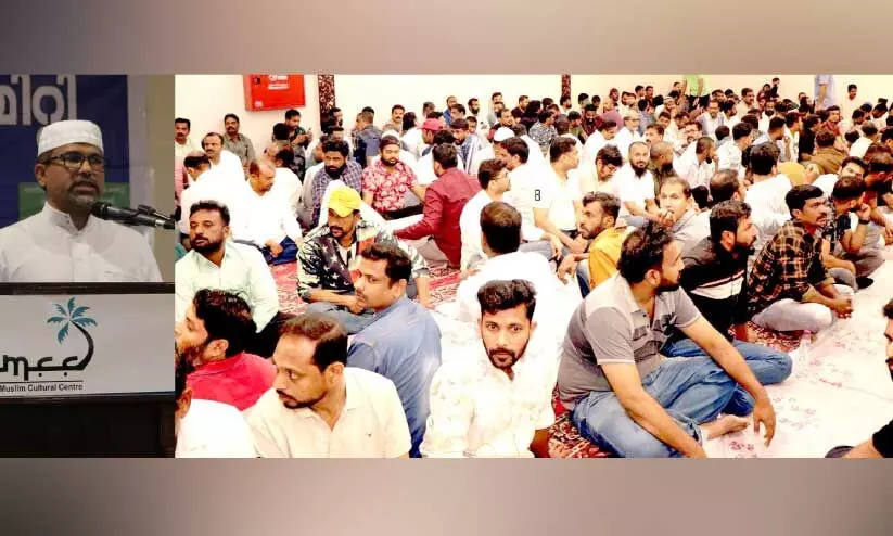 ആ​യി​ര​ങ്ങ​ൾ പ​ങ്കെ​ടു​ത്ത മെ​ഗാ ഇ​ഫ്താ​ർ സം​ഗ​മം സം​ഘ​ടി​പ്പി​ച്ച് ജു​ബൈ​ൽ കെ.​എം.​സി.​സി