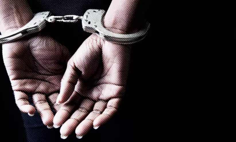 മ​യ​ക്കു​മ​രു​ന്ന്​ കേ​സി​ൽ സ്ത്രീ​ക്ക്​ 10 വ​ർ​ഷം ത​ട​വ്​