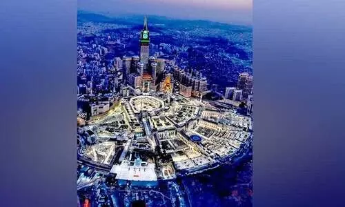 മ​ക്ക​യു​ടെ അ​പൂ​ർ​വ ആ​കാ​ശ​ക്കാ​ഴ്‌​ചയു​മാ​യി ഇ​രു​ഹ​റം