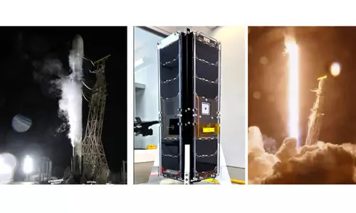 ച​രി​ത്രം നീ​ലാ​കാ​ശ​ത്തി​ന​പ്പു​റം