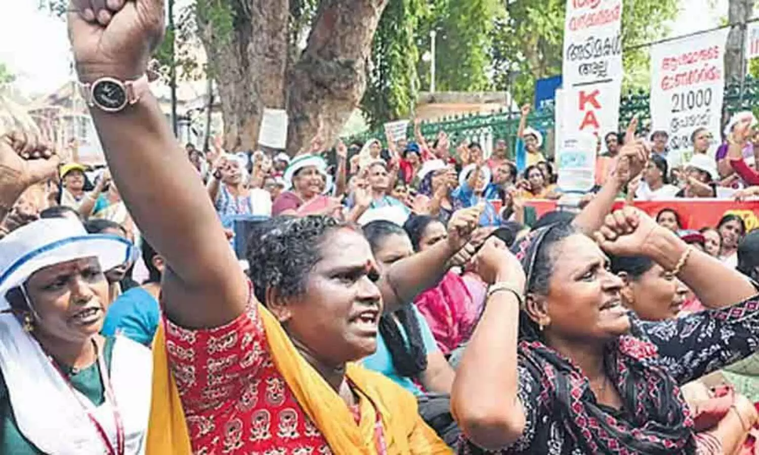 Ashaworkers protest